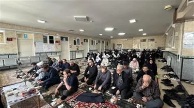 برگزاری مراسم زیارت عاشورا در سالروز سوم امام حسین (ع) در بیمارستان